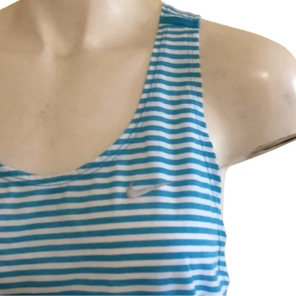 Nike dri-fit performance tank - Picture 3 of 5